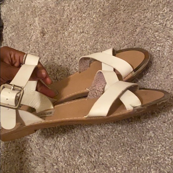 steve madden white sandals size 7 - Picture 2 of 4